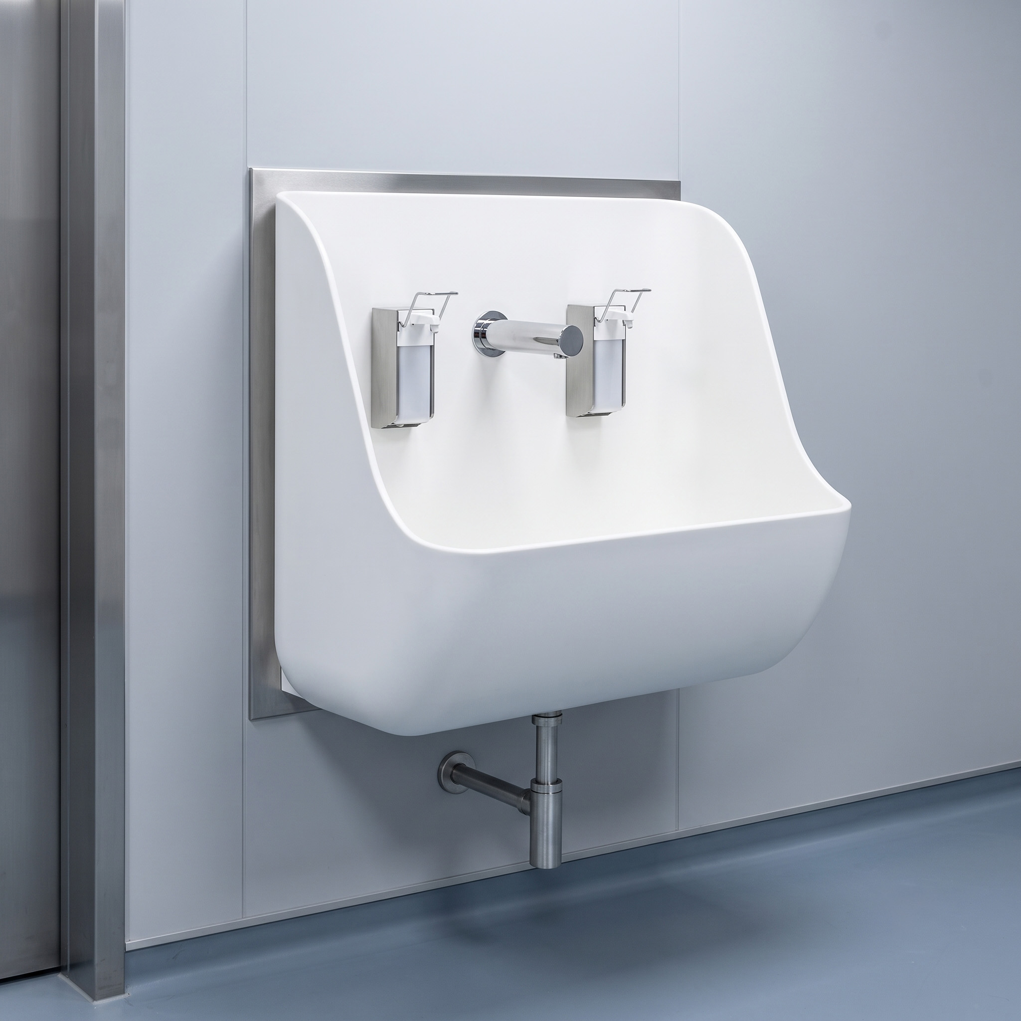 ABRA Single surgical scrub sink, made from Corian solid surface